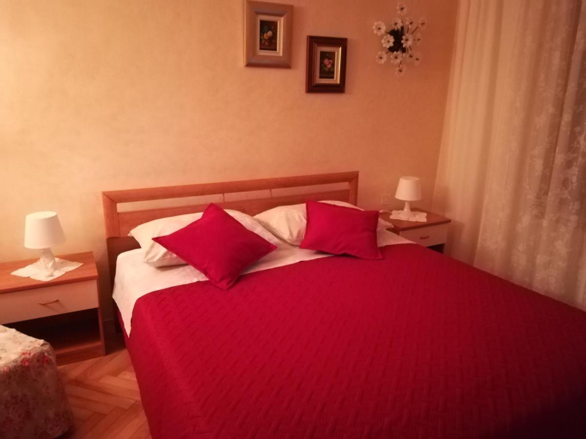 Apartmani Villa Otilija Poreč Exterior foto