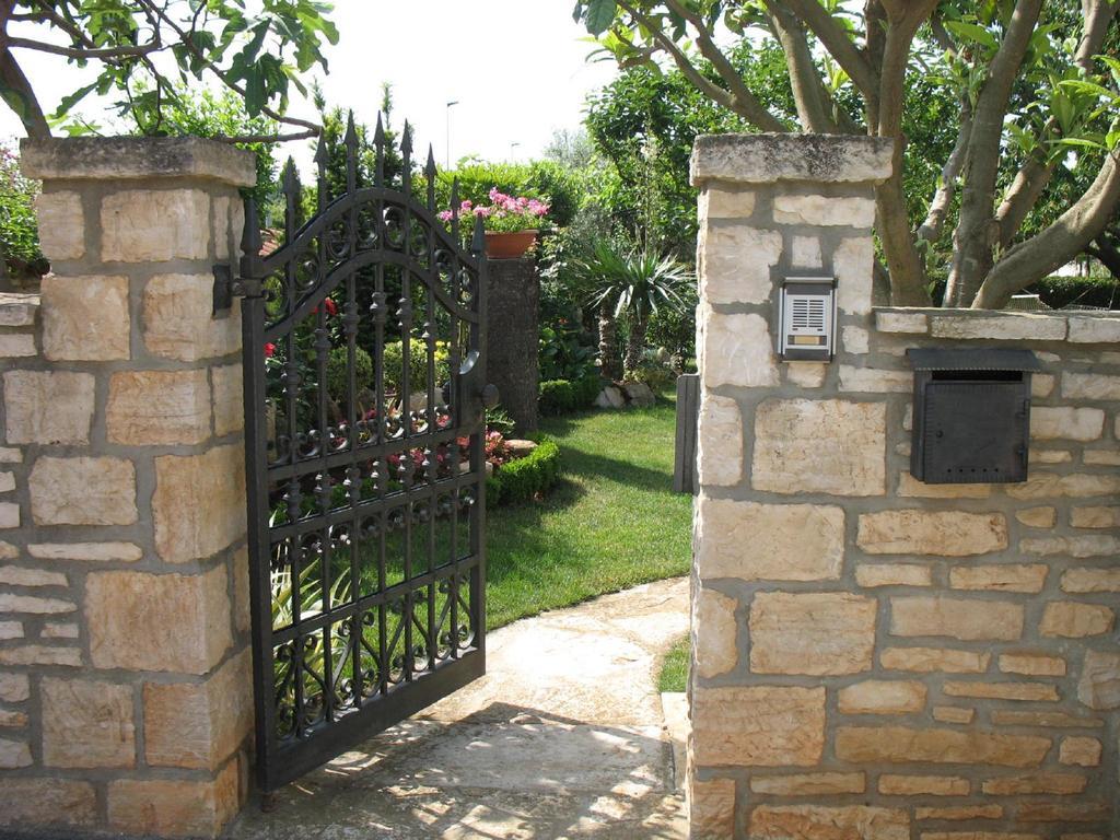 Apartmani Villa Otilija Poreč Exterior foto