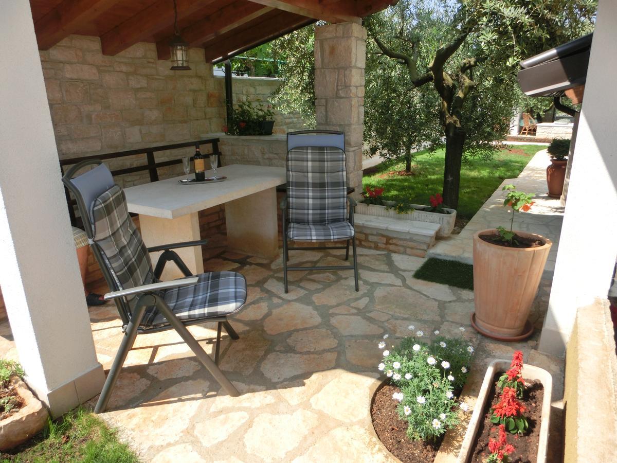 Apartmani Villa Otilija Poreč Exterior foto